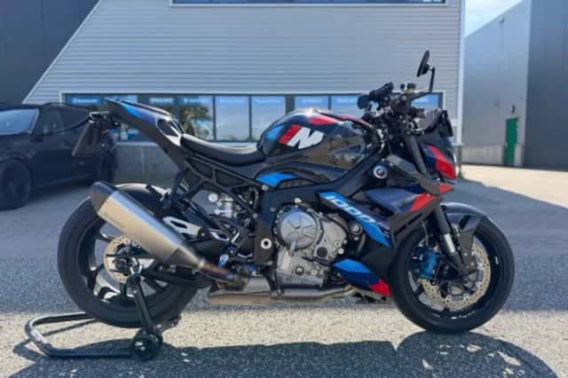 BMW M 1000 R (0) thumbnail 1