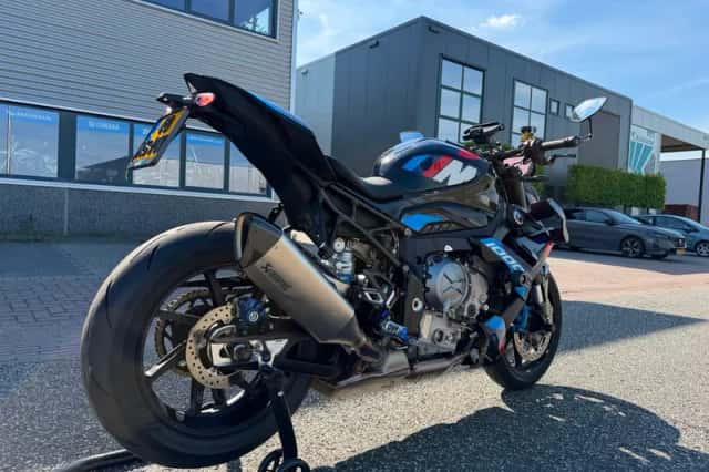 BMW M 1000 R (0) thumbnail 4