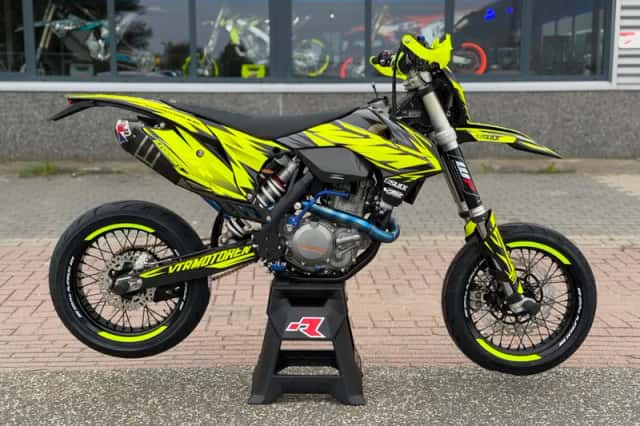 KTM EXC (2026) thumbnail 2