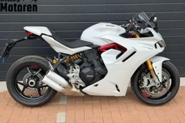 Ducati Supersport 950 S (2022) thumbnail 3