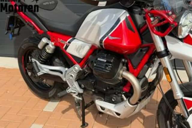 Moto Guzzi V85 TT (2020) thumbnail 3