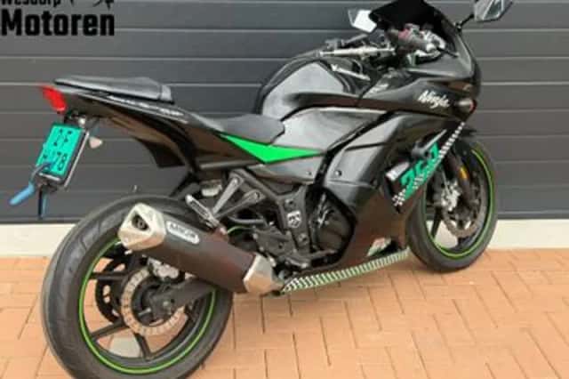 Kawasaki Ninja 250 (2010) thumbnail 4