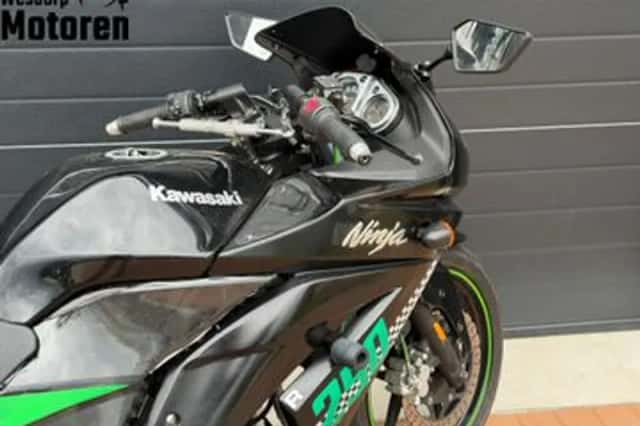 Kawasaki Ninja 250 (2010) thumbnail 5