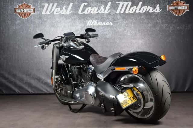 Harley-Davidson Softail Fat Boy (2019) thumbnail 6