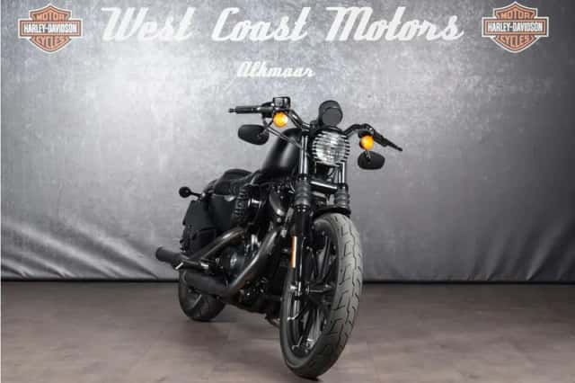 Harley-Davidson Sportster 883 (2016) thumbnail 3