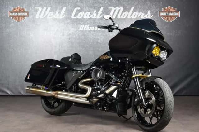 Harley-Davidson Road Glide (2020) thumbnail 2
