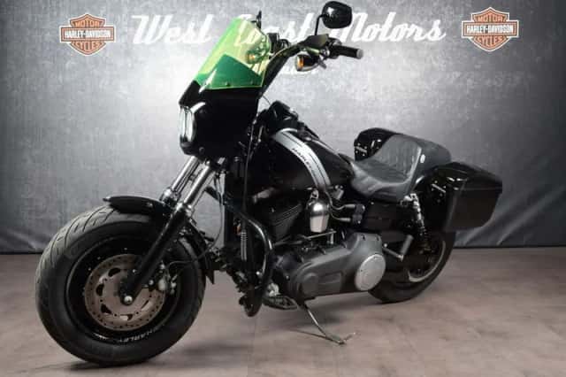 Harley-Davidson Dyna Fat Bob (2015) thumbnail 3