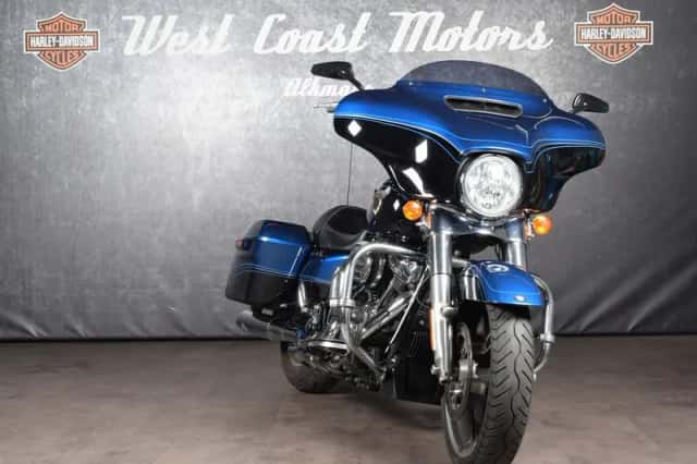 Harley-Davidson Street Glide (2018) thumbnail 3