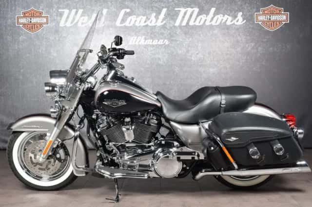 Harley-Davidson Road King Classic (2017) thumbnail 5