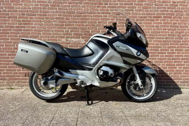 BMW R (2010) thumbnail 1