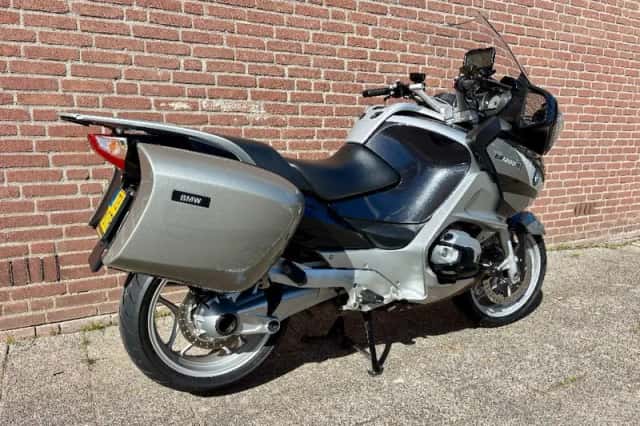 BMW R (2010) thumbnail 3
