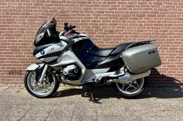 BMW R (2010) thumbnail 4
