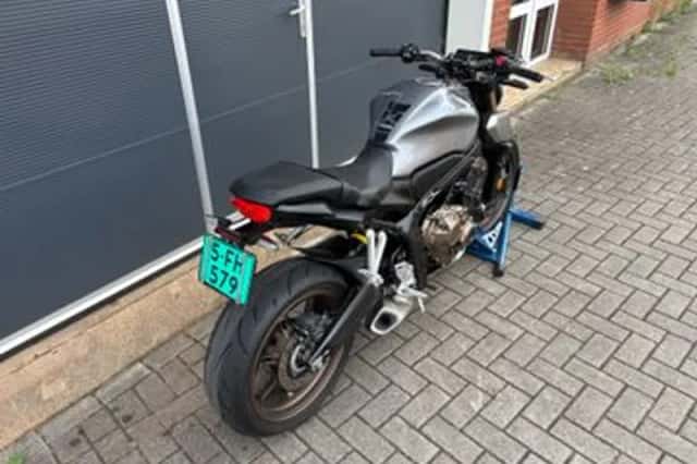 Honda CB650R (2022) thumbnail 6