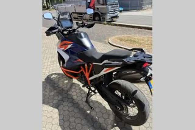 KTM 1290 Super Adventure R (2021) thumbnail 6