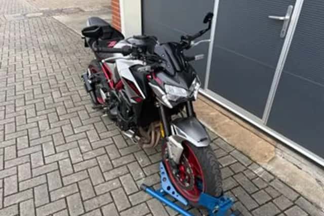 Kawasaki Z900 (2023) thumbnail 3