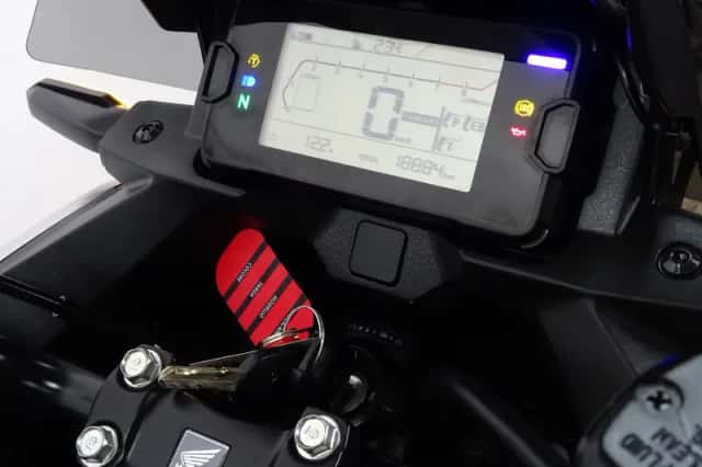 Honda NC750X (2022) thumbnail 3