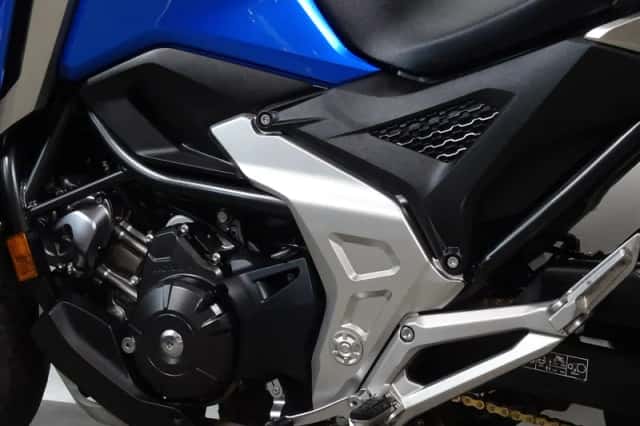 Honda NC750X (2022) thumbnail 5