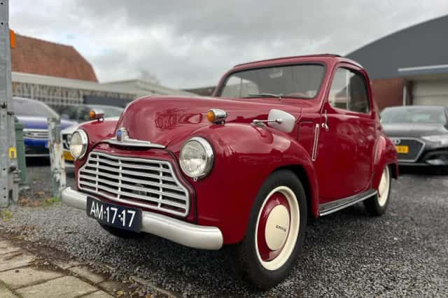 Simca 6 (1950) thumbnail 1