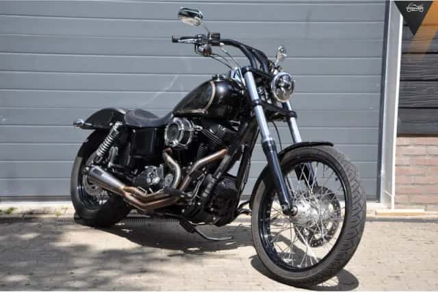 Harley-Davidson Dyna Wide Glide (2012) thumbnail 1