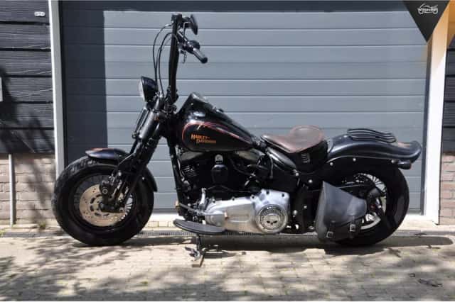 Harley-Davidson Cross Bones 96 FLSTSB (2008) thumbnail 5