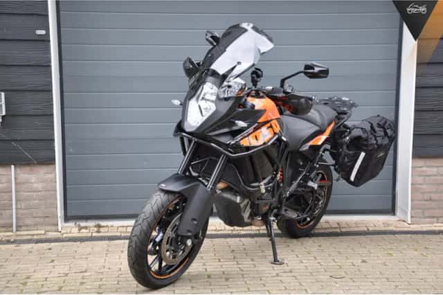 KTM 1050 Adventure (2015) thumbnail 6
