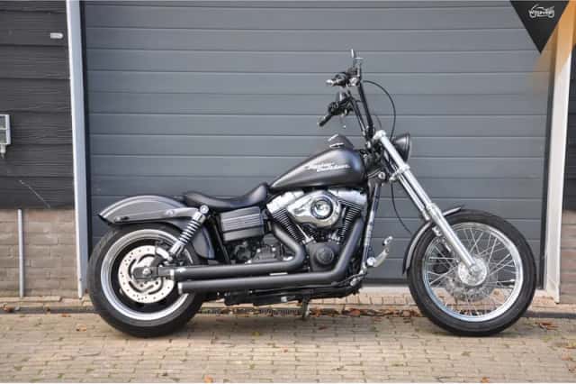 Harley-Davidson Street Bob (2007) thumbnail 2
