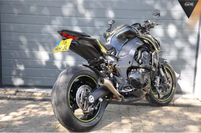 Kawasaki Z 1000 R (2017) thumbnail 3
