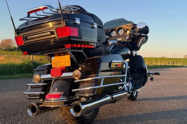 Harley-Davidson Ultra Glide (2009) thumbnail 4
