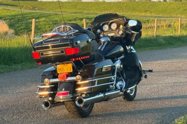 Harley-Davidson Ultra Glide (2009) thumbnail 5