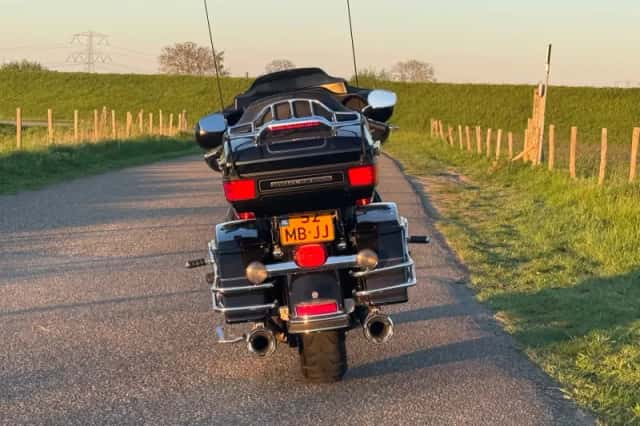 Harley-Davidson Ultra Glide (2009) thumbnail 6