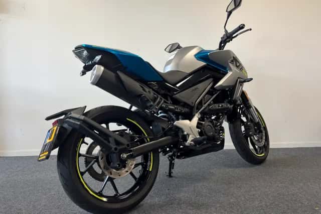 CFMoto 125NK (2025) thumbnail 3