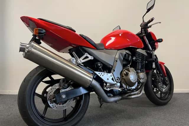 Kawasaki Z750 (2005) thumbnail 3