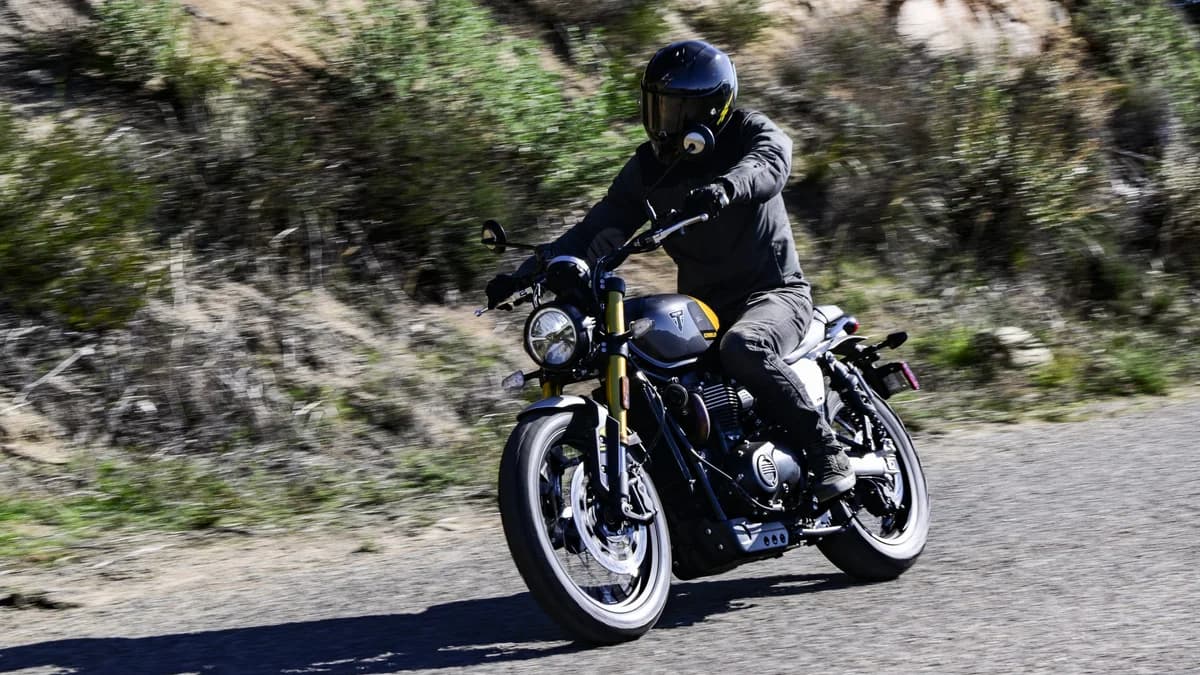 Eerste test van de Triumph Scrambler 900 onthuld