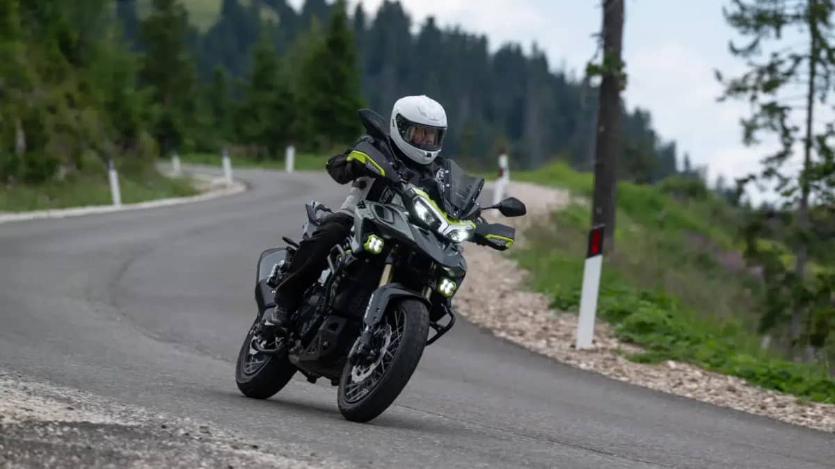 Benelli introduceert nieuwe TRK 902 Stradale en Xplorer modellen