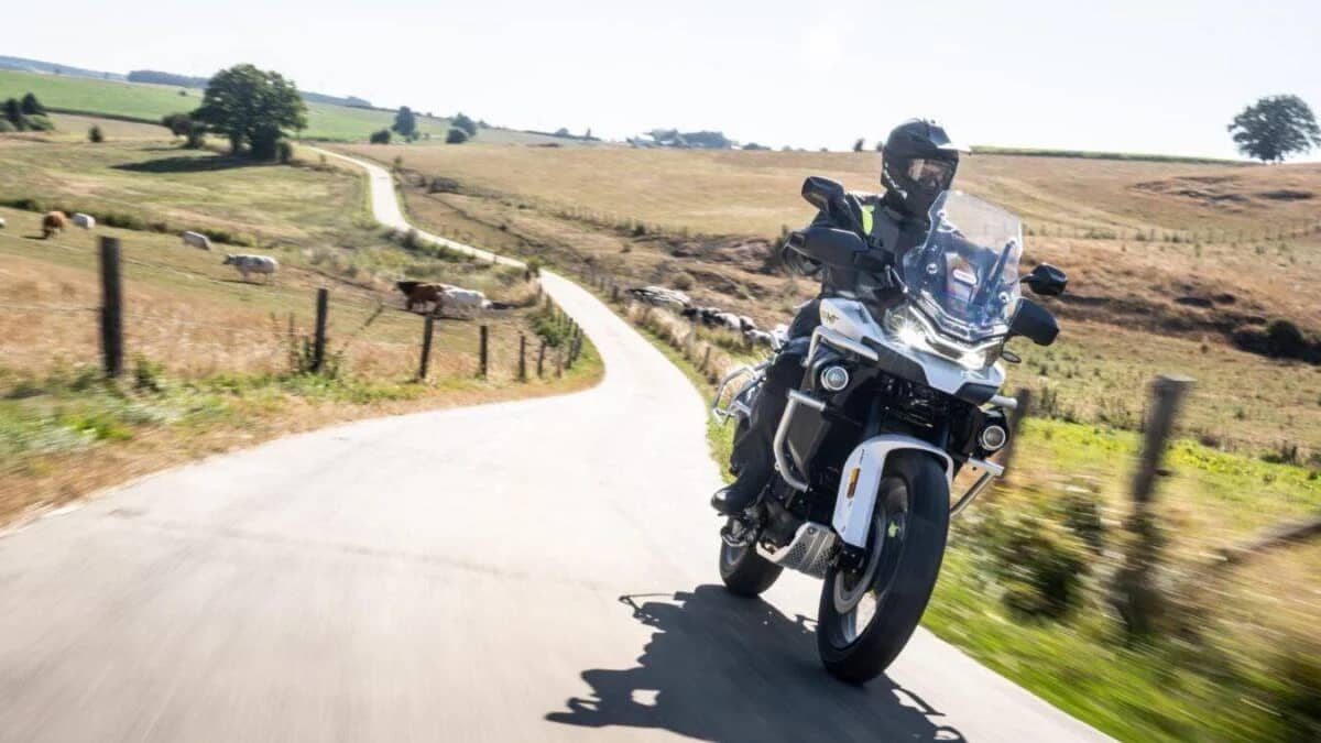 CFMoto 800MT Explore ES getest tijdens persintroductie in België