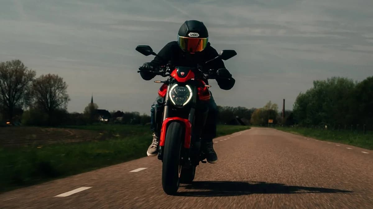 Ducati Monster naked bike: 21 exemplaren beschikbaar in Nederland