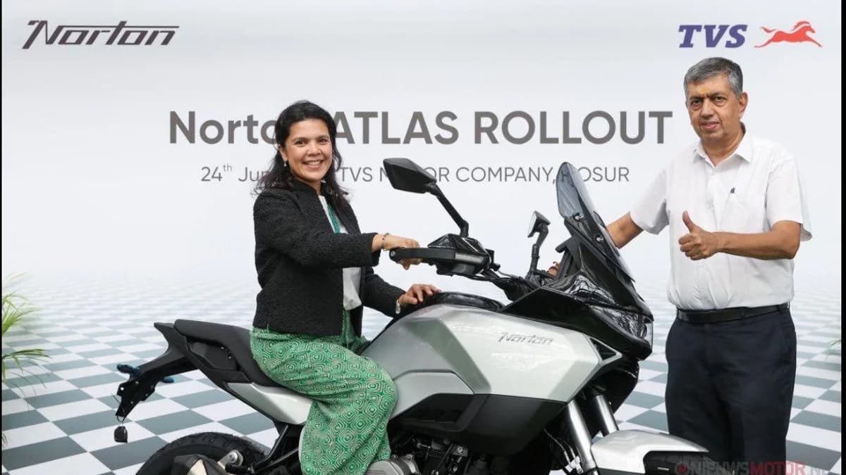 Eerste Norton Atlas motoren geproduceerd in India