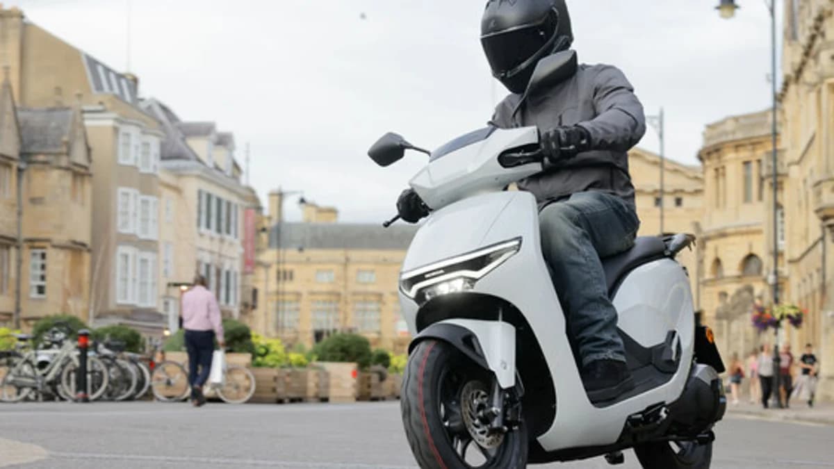 Honda CUV e: 2025 elektrische scooter voor stadsverkeer getest