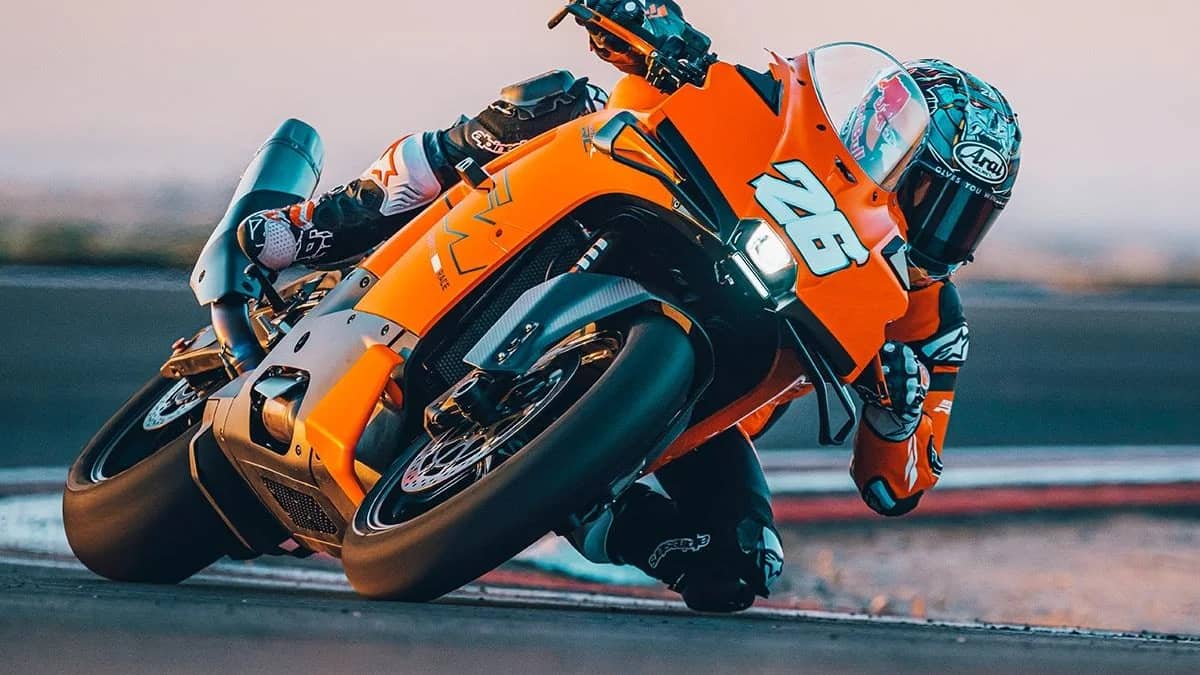 KTM CEO onthult nieuwe RC790 en RC490 supersportmotoren