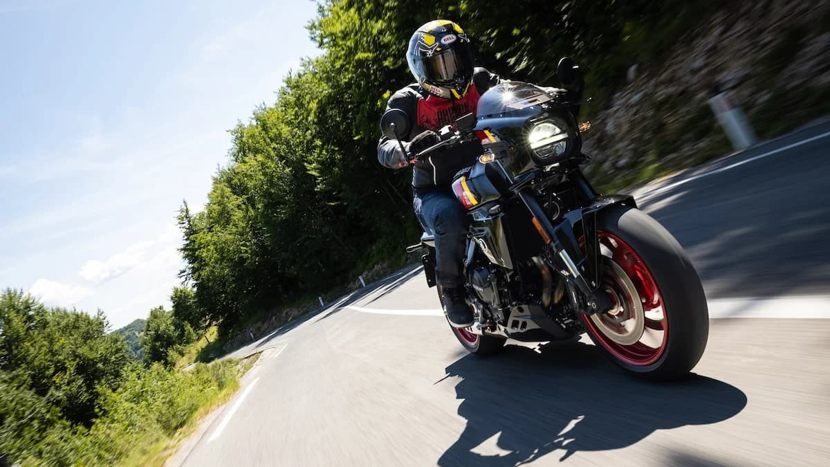 Suzuki 800-serie nu uitgerust met cruise control