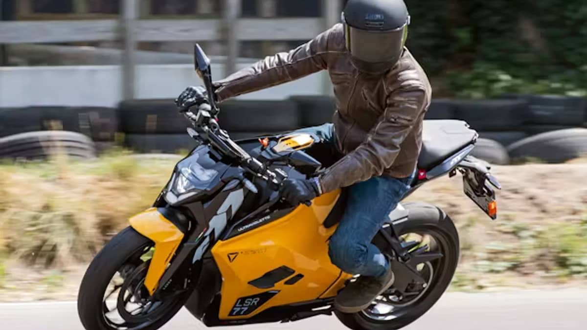 Ultraviolette F77 overtreft A1-klasse met elektrische prestaties