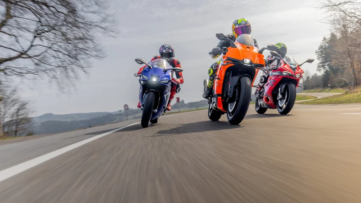Vergelijking: KTM 990 RC R, QJMotor SRK 921 RR en Yamaha R9