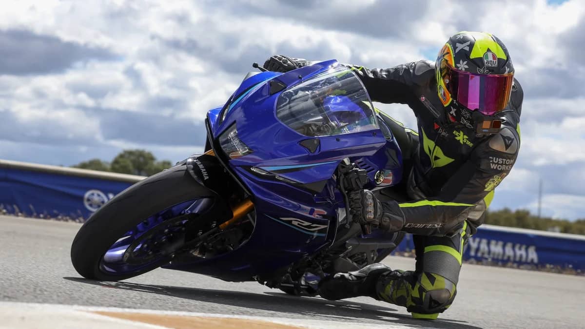 Yamaha R7 getest: mediaanprijs tweedehands EUR 10.250
