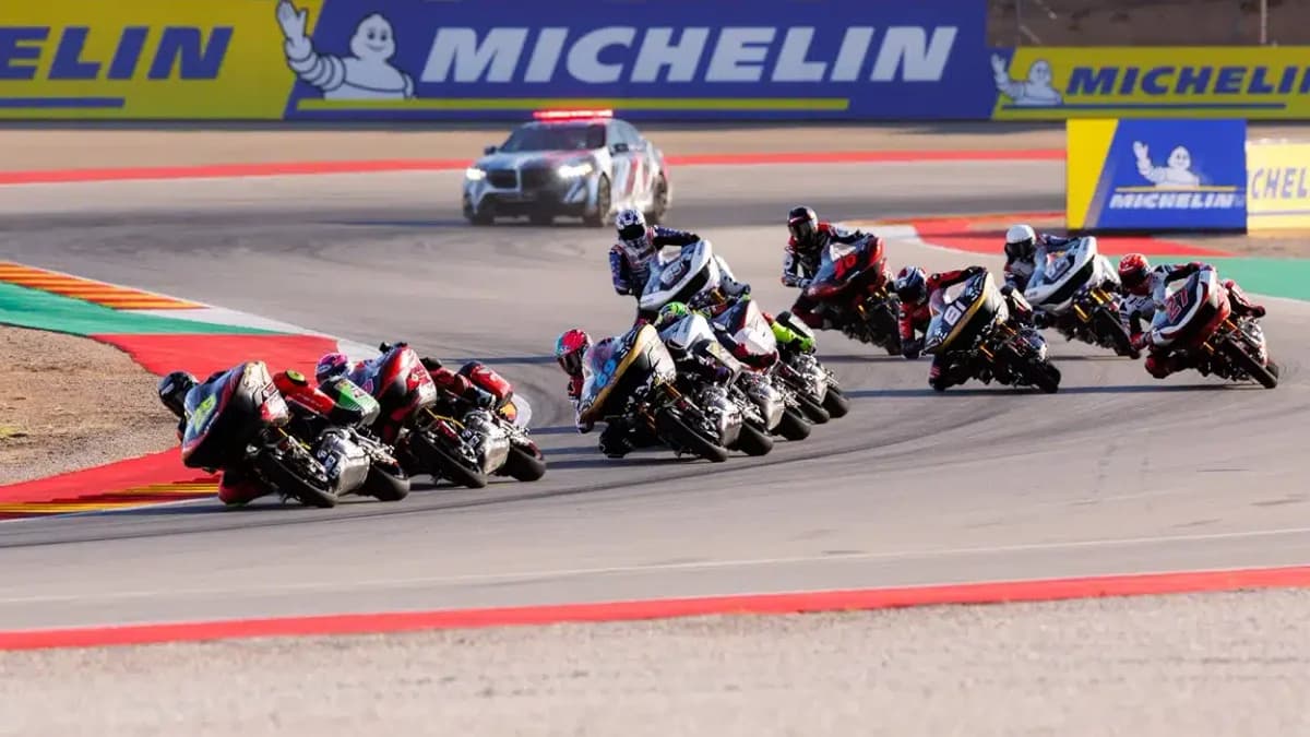 Andrea Iannone wint Harley-Davidson Bagger World Cup in Aragón