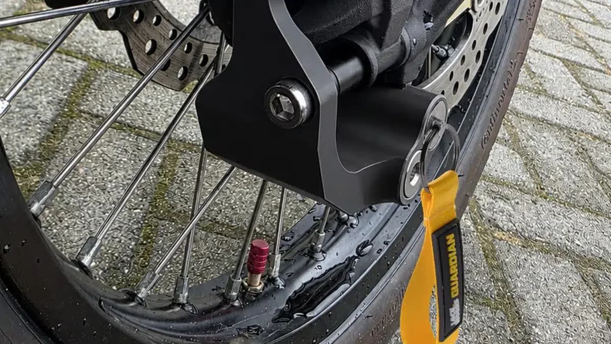 Lock Works introduceert remschijfslot voor moderne Honda-motoren